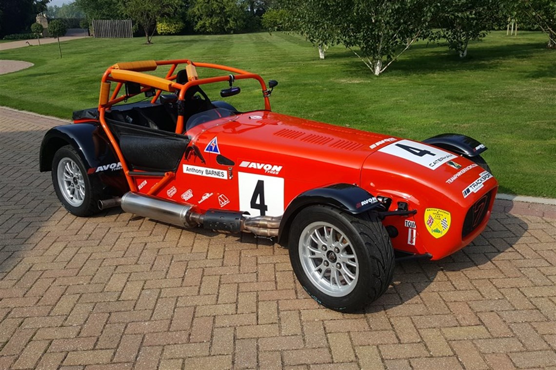 caterham-tracksport-2016-champion-2014