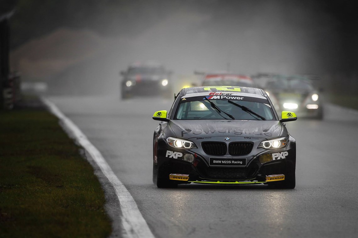 bmw-m235i-racing-cup-spec-2016