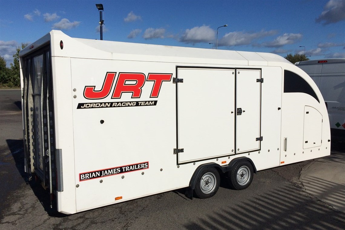 brian-james-race-transporter-5