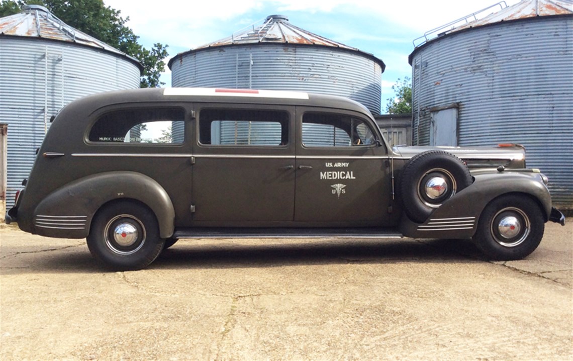 1941-packard-ambulance-historic-support-truck