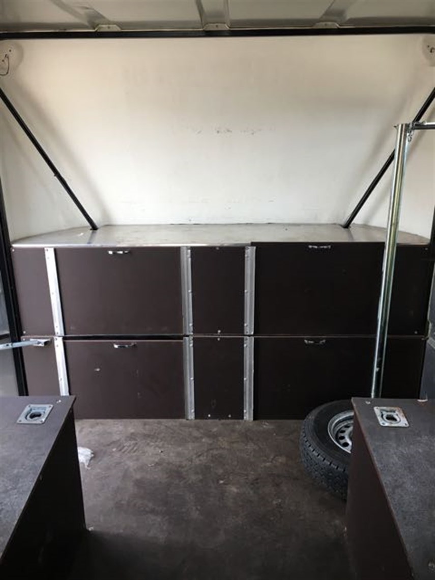 2006-dastle-racebox-trailer