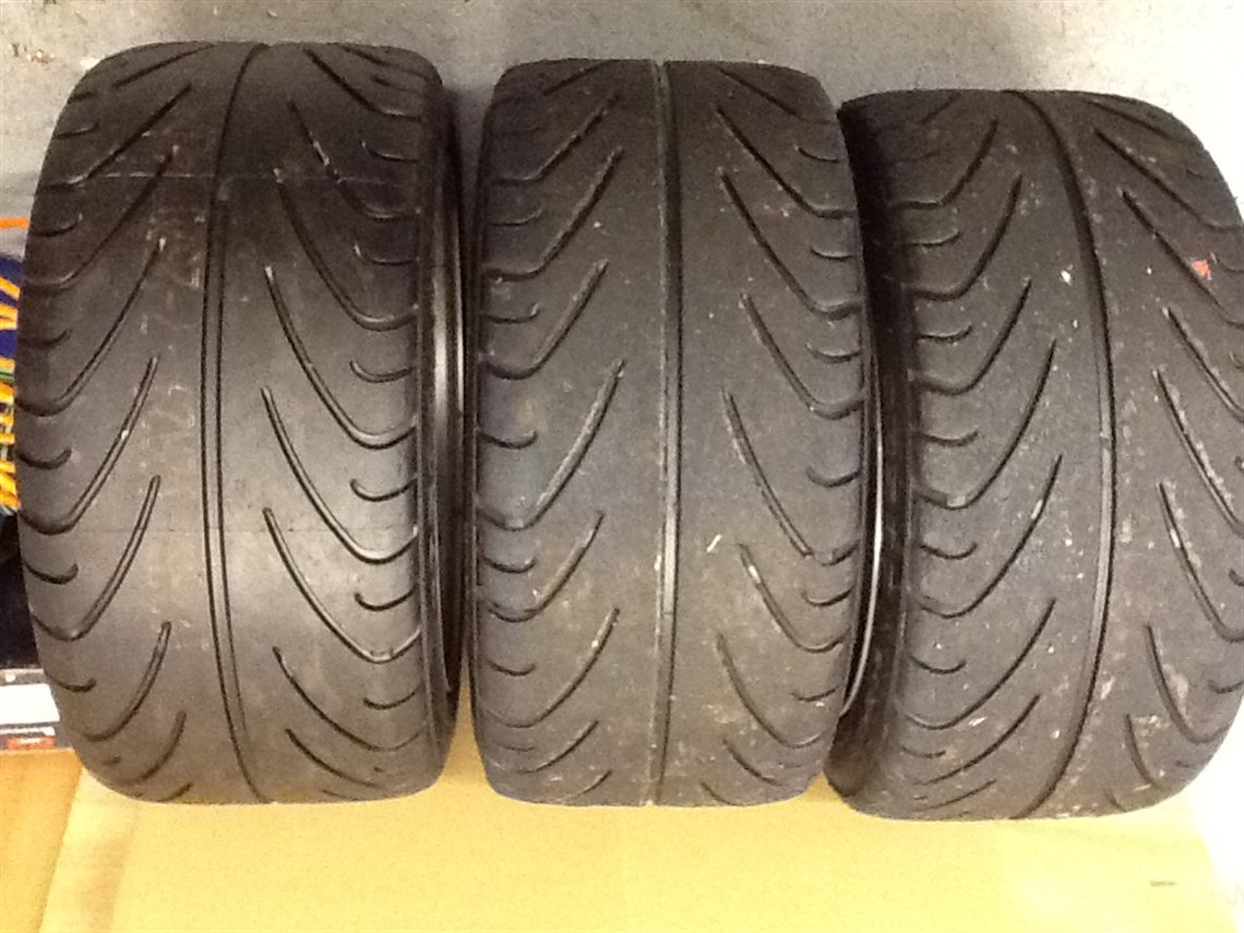 avon-c500-x-3-tyres-one-brand-new