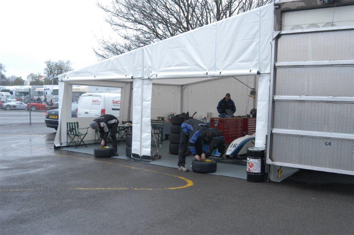 75-ton-daf-complete-with-awning-and-floor