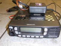 kenwood-digital-uhf-pit-to-car-radio