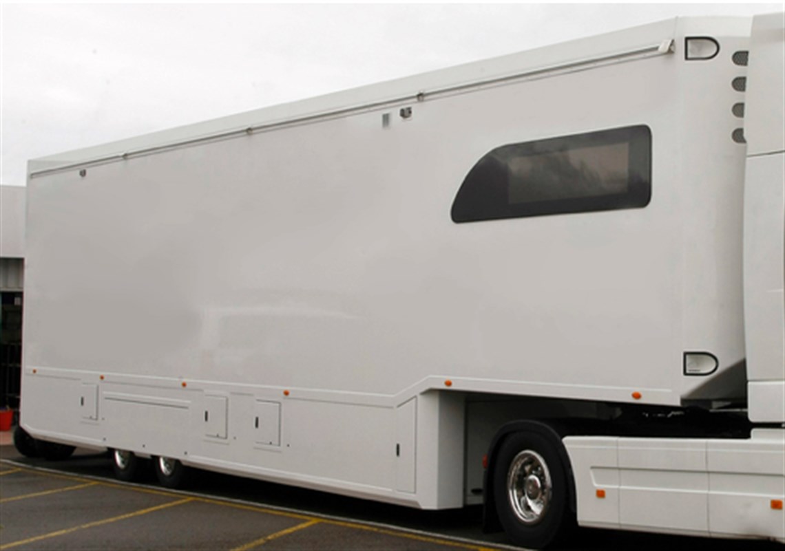 brooklandspeed-4-car-race-trailer-sold-in-4-d