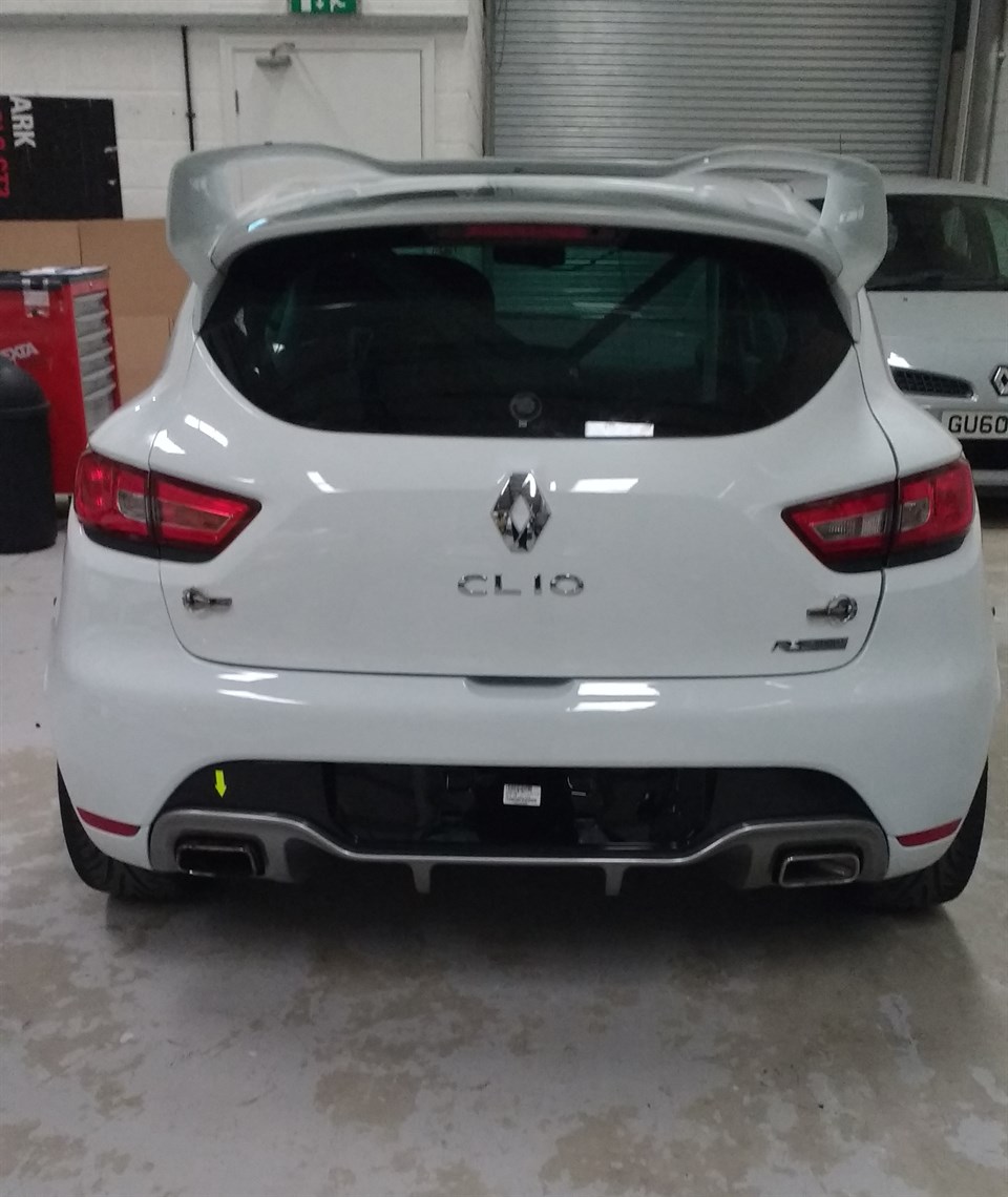 x98-clio-cup-race-car