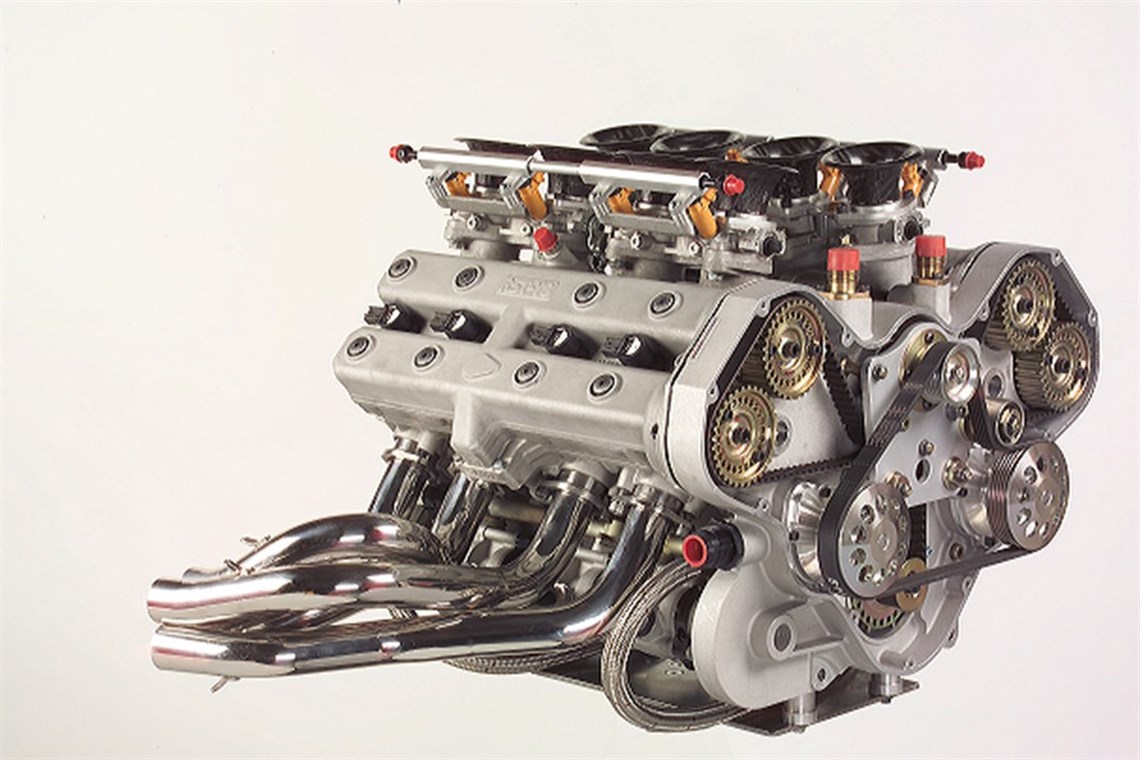 2.4 l engine