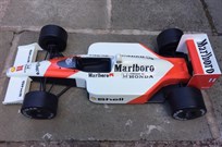 f1-collectors-mclarenhonda-marlboro-display-m