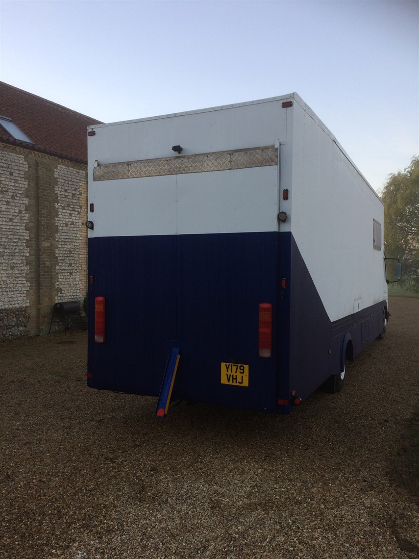 75t-mercedes-race-car-transportermotorhome