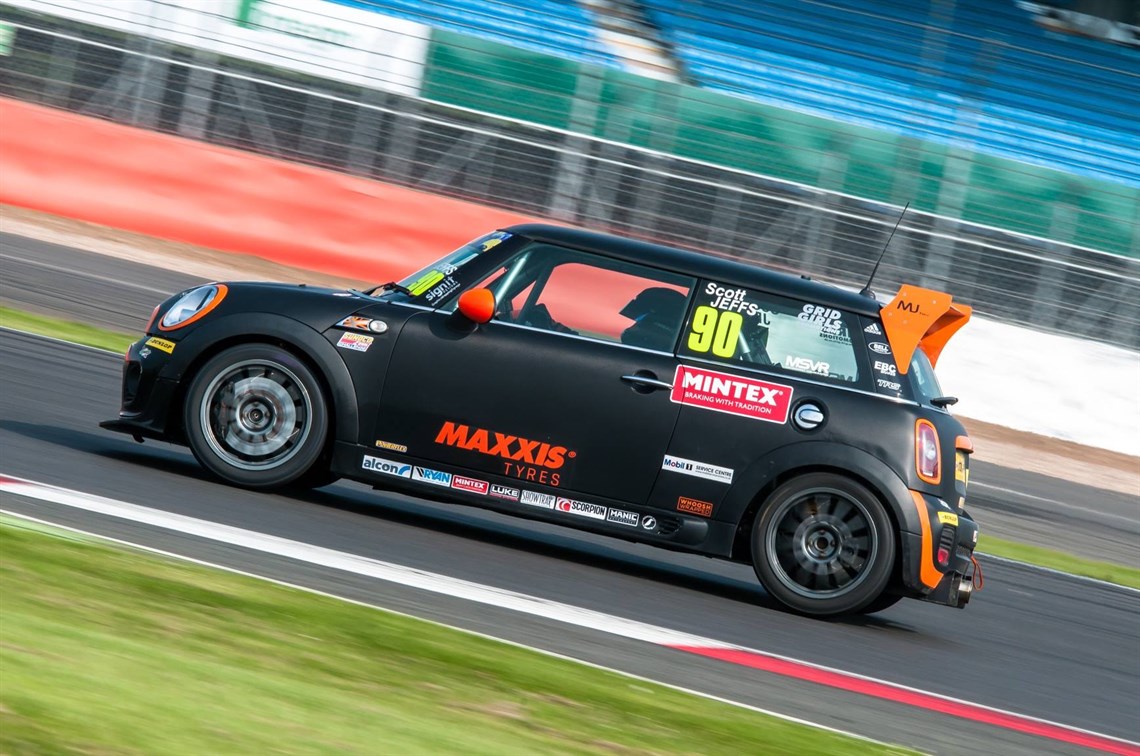 Racecarsdirect.com - Mini Cooper S