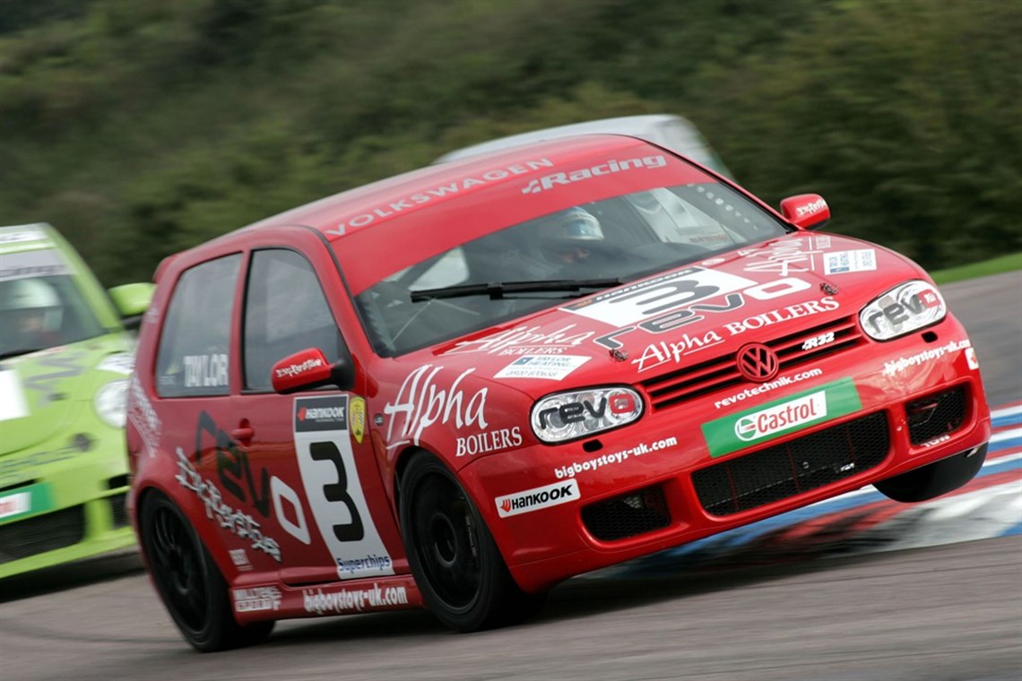 Racing Vw Golf R32
