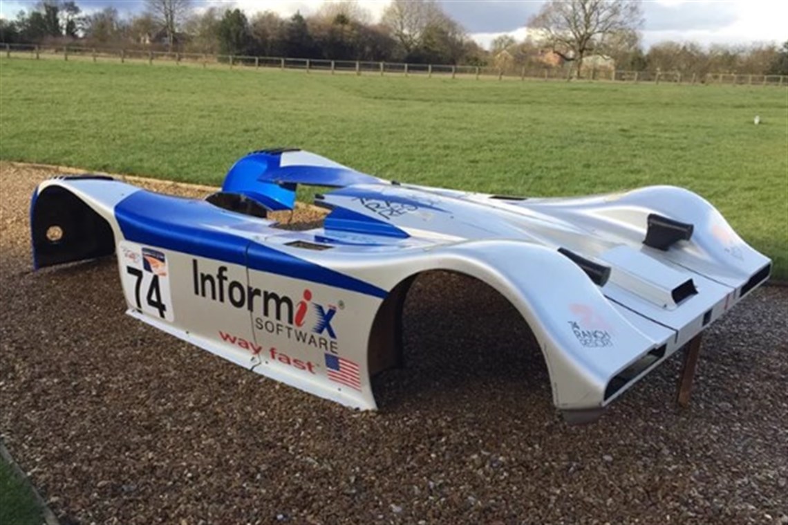 Racecarsdirect.com - Reynard 2KQ #002 LMP race car side and rear body ...