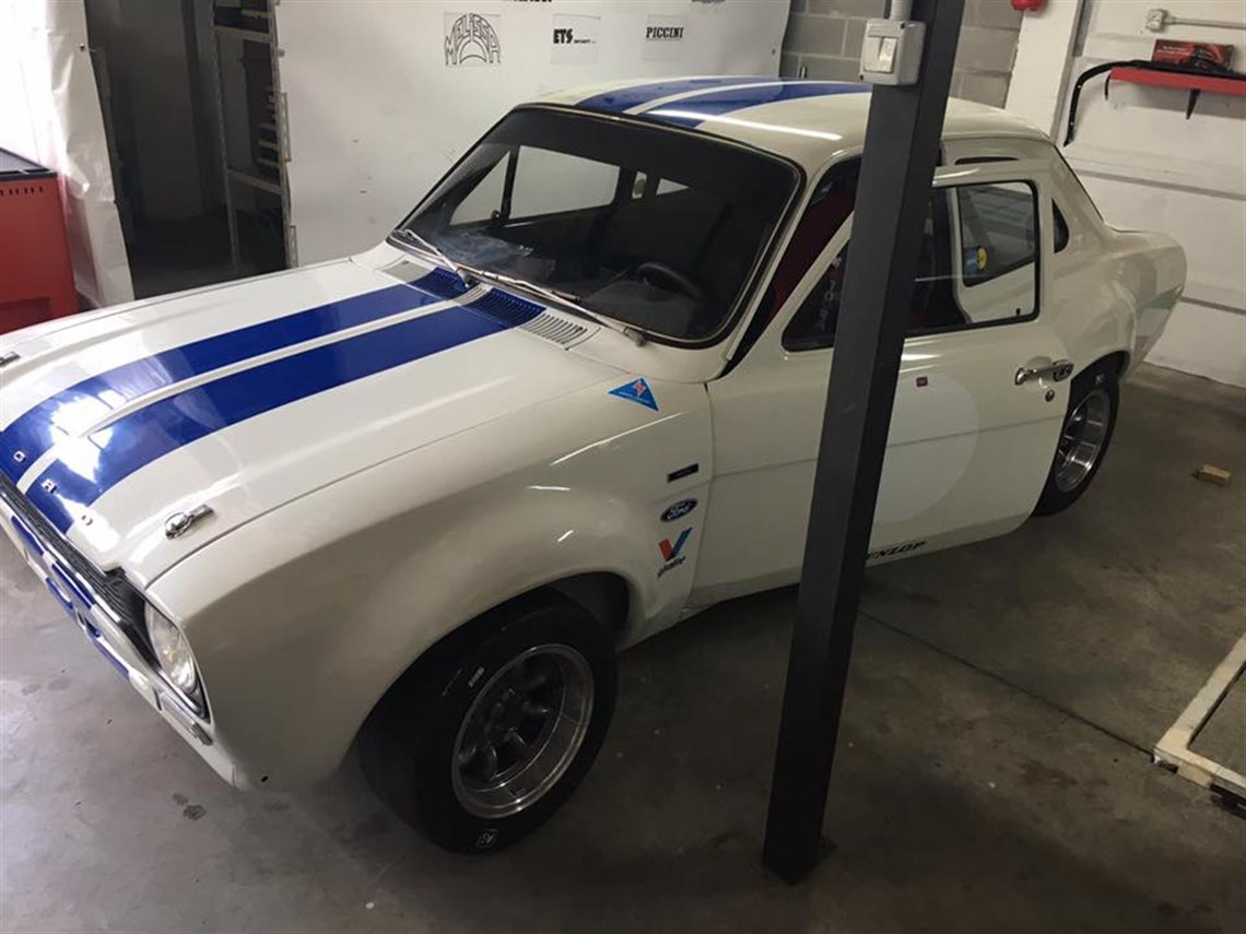 ford-escort-mk-1-cosworth-fia