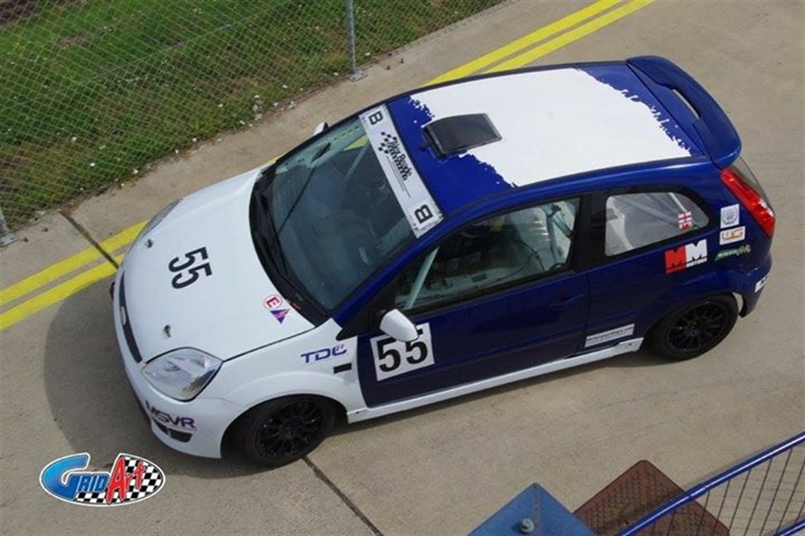 Racecarsdirect.com - Ford Fiesta ST Race Car