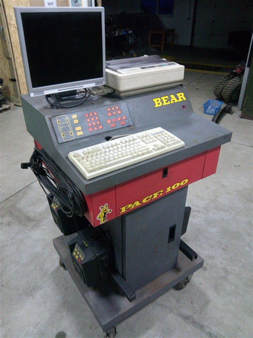 bear-pace---laser-4-wheel-alignment-system