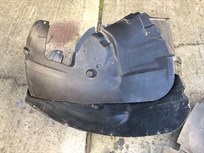 bmw-e90-btccwtcc-carbon-wheel-arch-trims