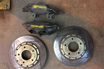 bmw-e30-m3-ap-racing-front-brakes