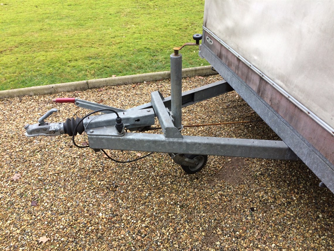 car-trailer