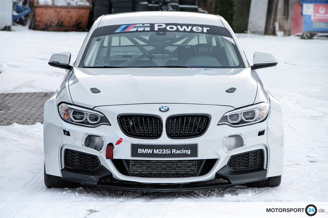 Racecarsdirect.com - BMW M235i Racing