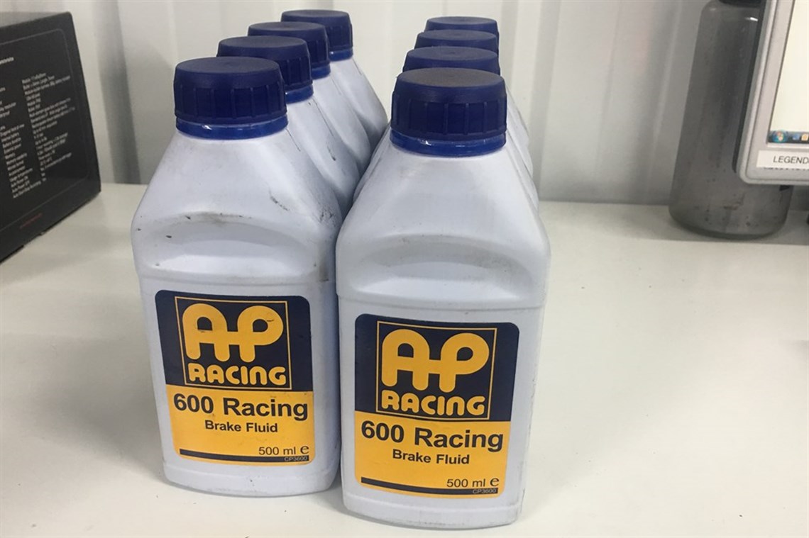 Racecarsdirect.com - AP Racing 600 Brake Fluid(NEW) x 8