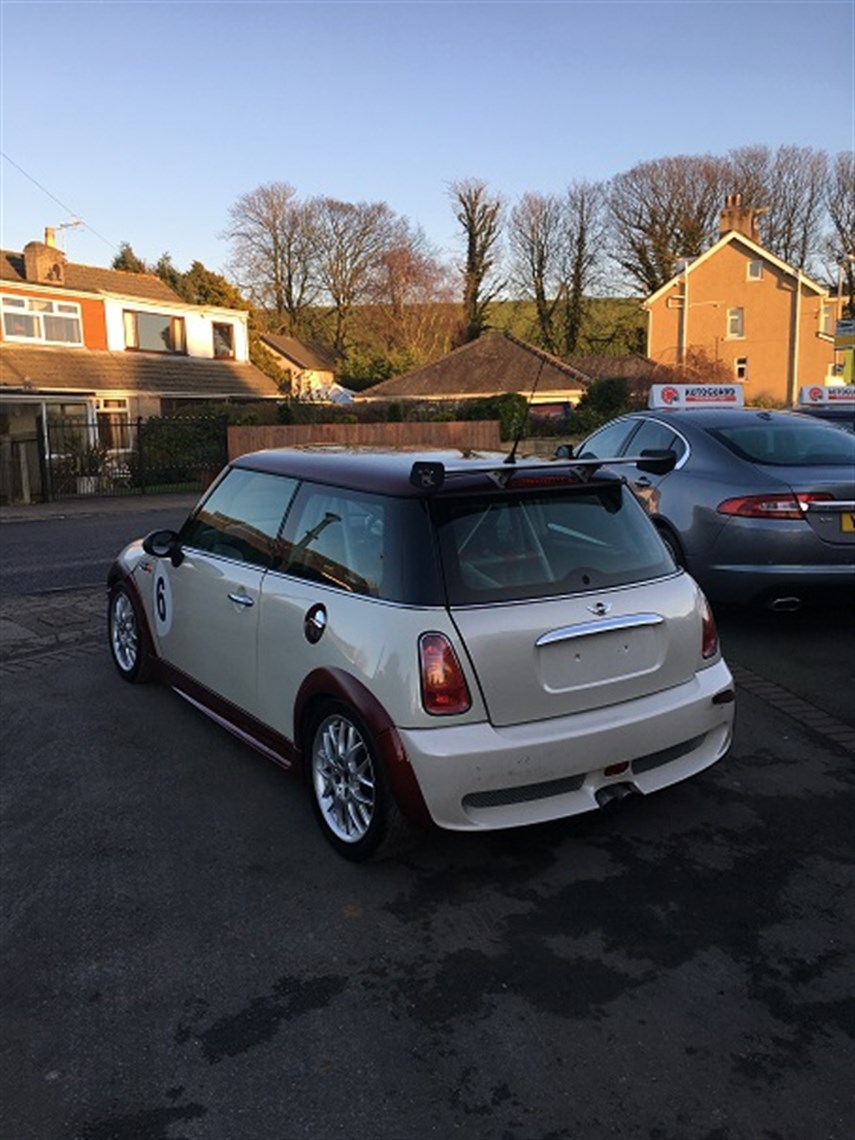 Racecarsdirect.com - Mini Challenge R53 Mini Cooper S