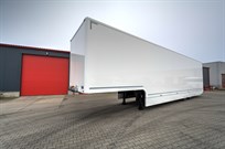new-racetrailer-including-2nd-deck-and-luxury
