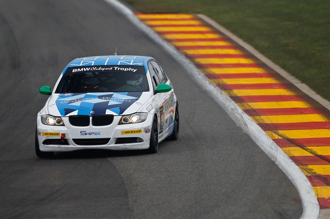 Racecarsdirect.com - BMW Racing cups - Easter Weekend