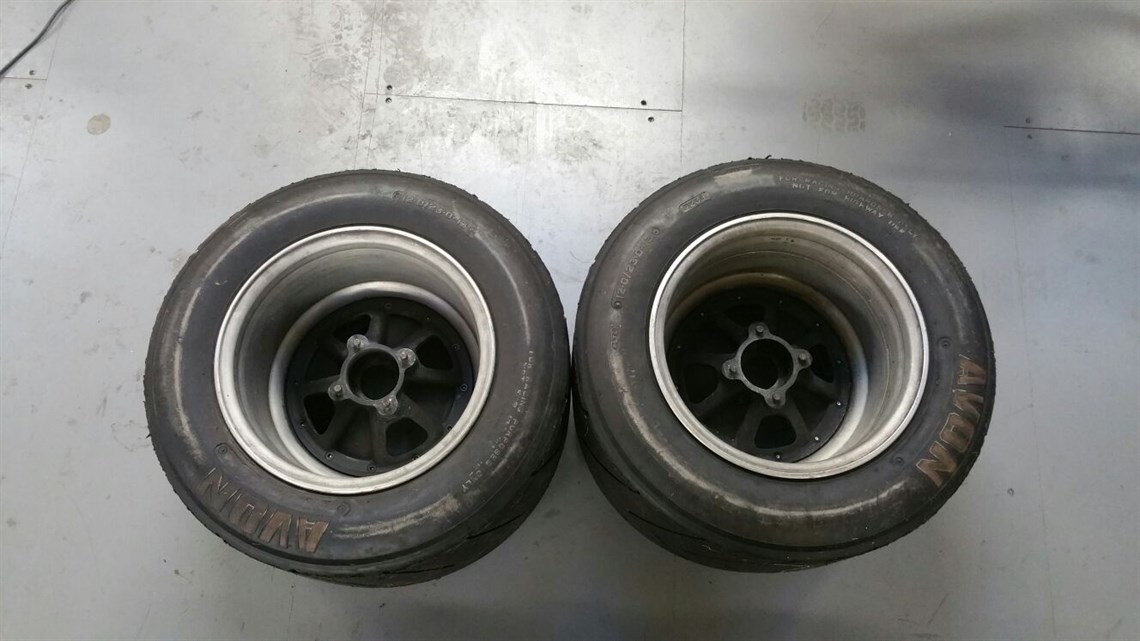 Racecarsdirect.com - Chevron wheels