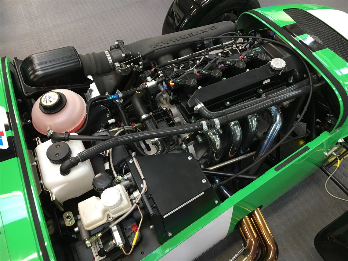 virtually-new-caterham-420r-2017-spec-race-ca