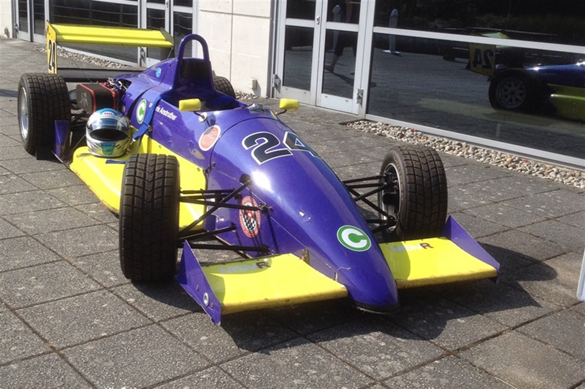 Racecarsdirect.com - Ralt RT32B