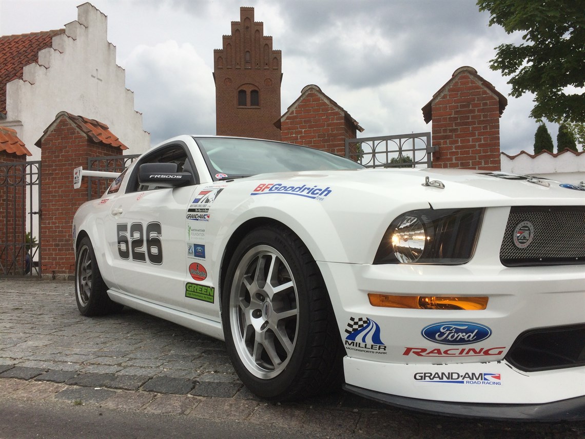 Racecarsdirect.com - Ford FR500S - Factory Mustang race car