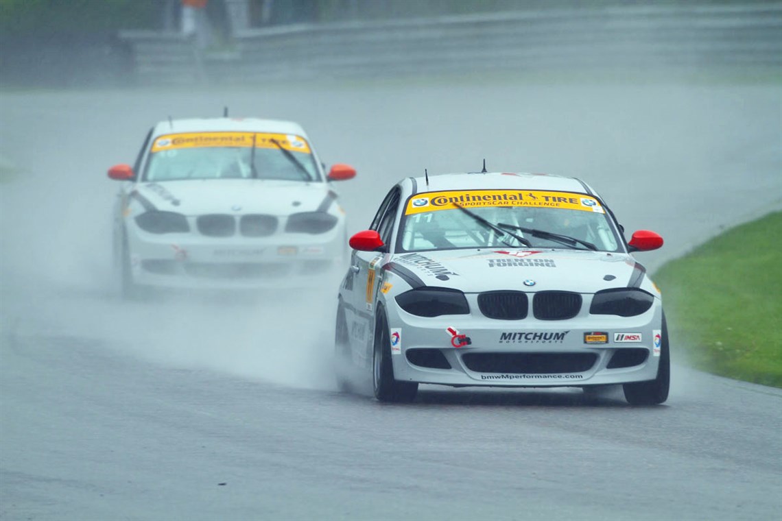 mitchum-motorsports-11-grand-am-st-bmw-1-seri