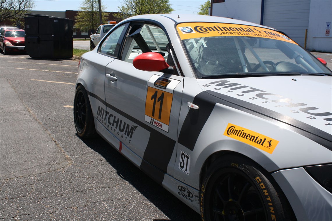 mitchum-motorsports-11-grand-am-st-bmw-1-seri
