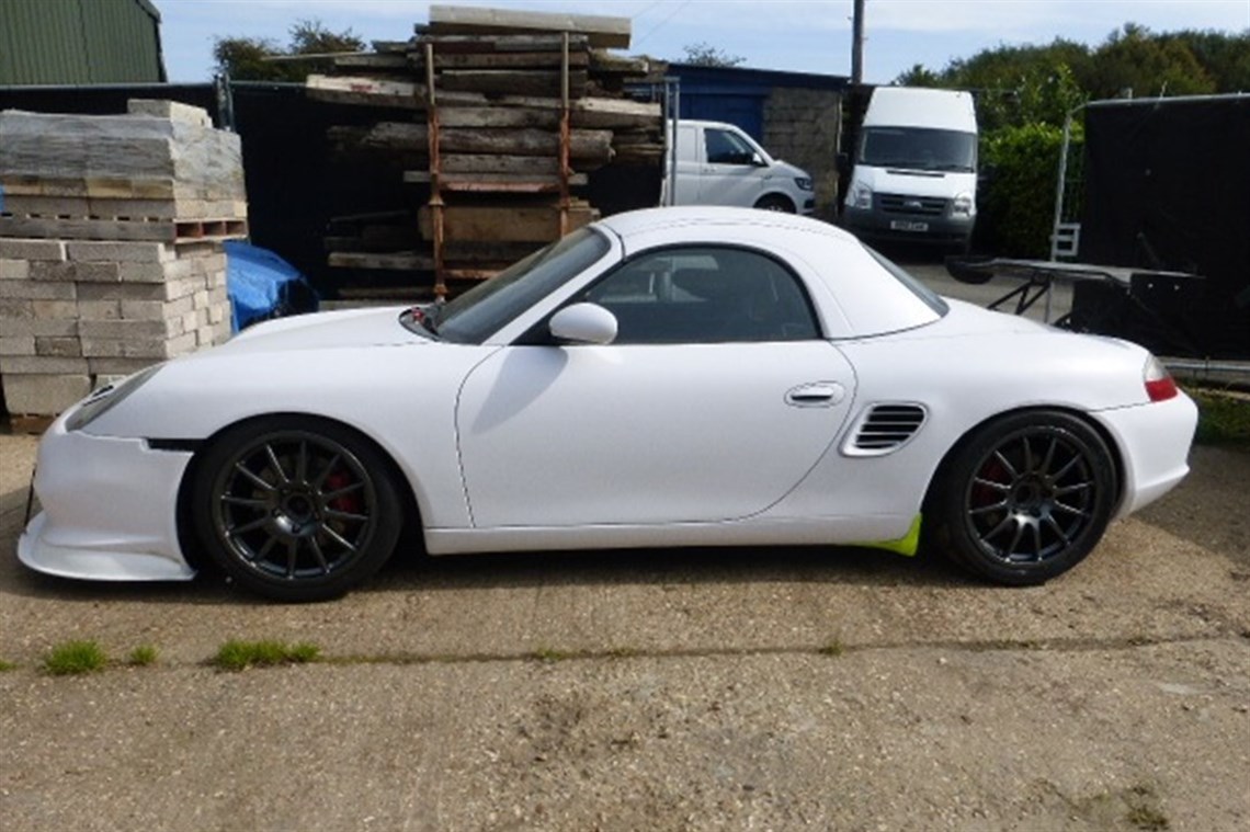 Racecarsdirect.com - Porsche Boxster 3.2 Race Car new price