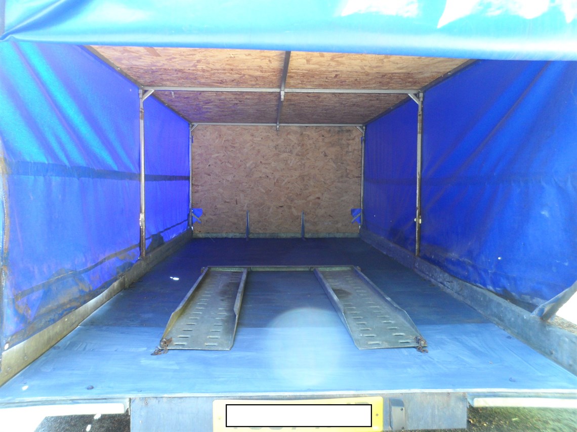 covered-twin-axle-prg-trailer