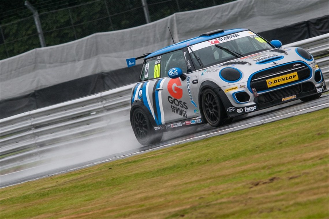 In the wet at Oulton Park 2016