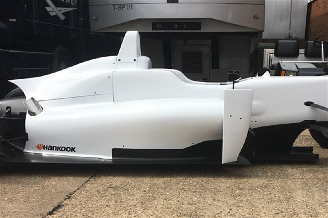 Racecarsdirect.com - Dallara F312