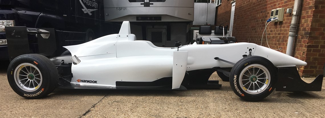 Racecarsdirect.com - Dallara F312