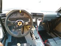 bmw-e30-m3-track-weekend-race-show-car