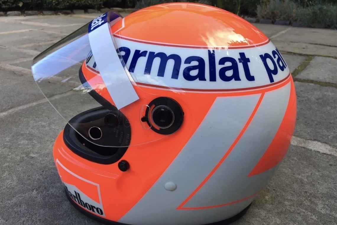 Racecarsdirect.com - Niki Lauda Bell Replica Helmet
