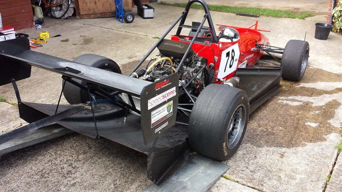 Racecarsdirect.com - Force HC single seater rolling chassis