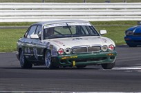 jaguar-x300-race-saloon