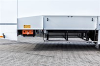 racetrailer-with-ajustuble-2nd-deck-and-offic