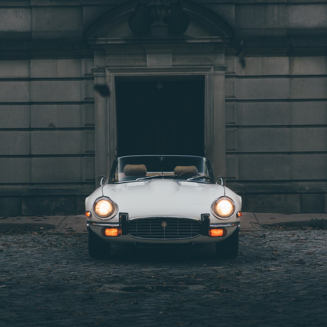 1974-jaguar-e-type-roadster