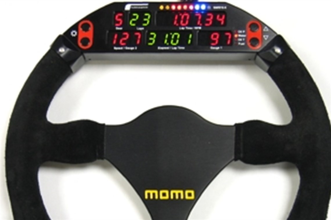 farringdon-steering-wheel-dash-and-data-logge