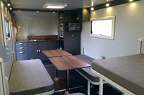 motorsports-trailer-5800-vt-with-accommodatio