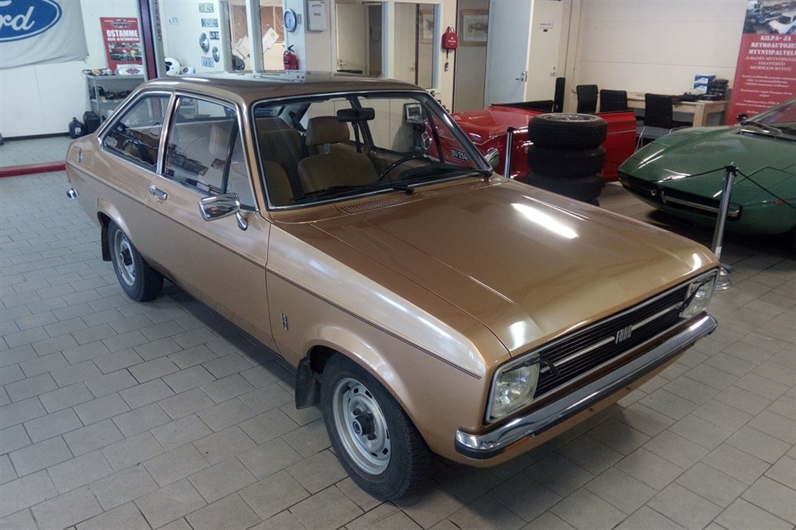 ford-escort-mark-2-only-driven-14000km-from-n