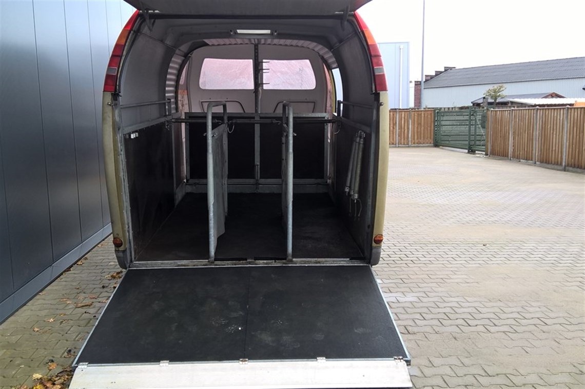 Racecarsdirectcom Car Horse Trailer Space Track Very Unique One Off Racecarsdirectcom Car Horse Trailer Space Track Very Unique One Off