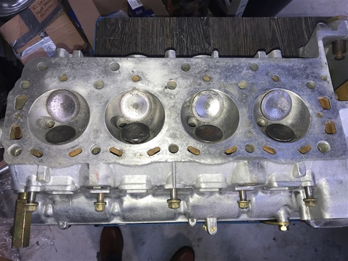 Racecarsdirect.com - TOYOTA 2T HEAD FOR 2.0 F3