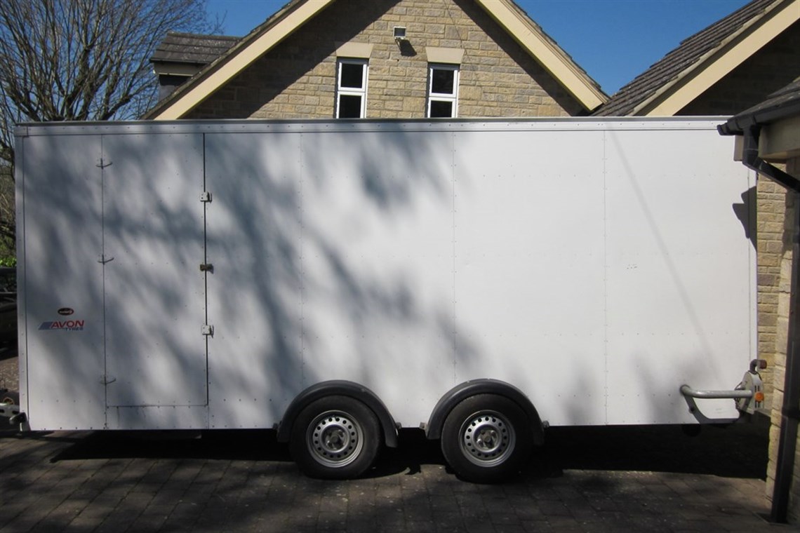 race-car-box-trailer